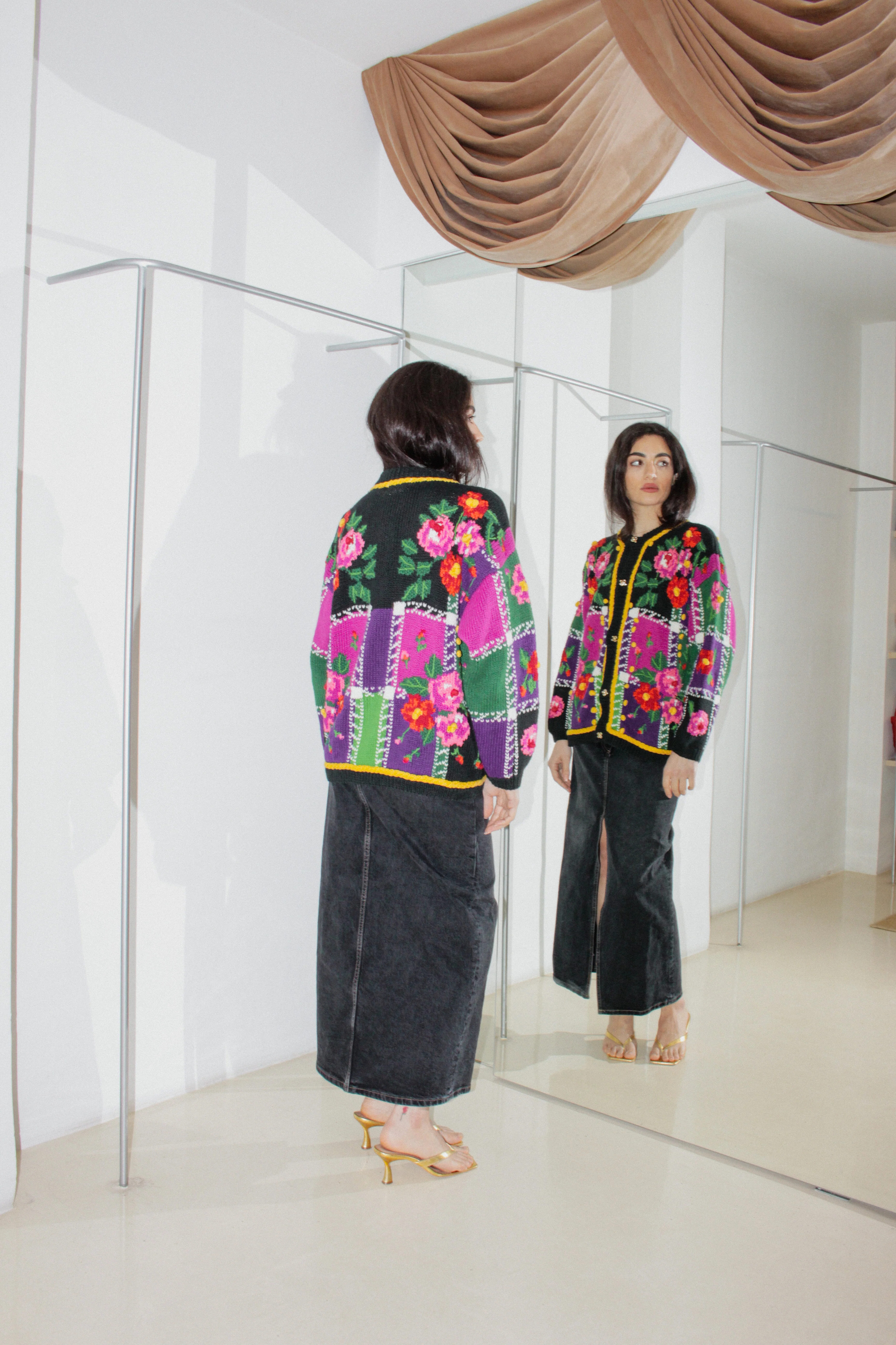Vintage Floral Cardigan - Image 4