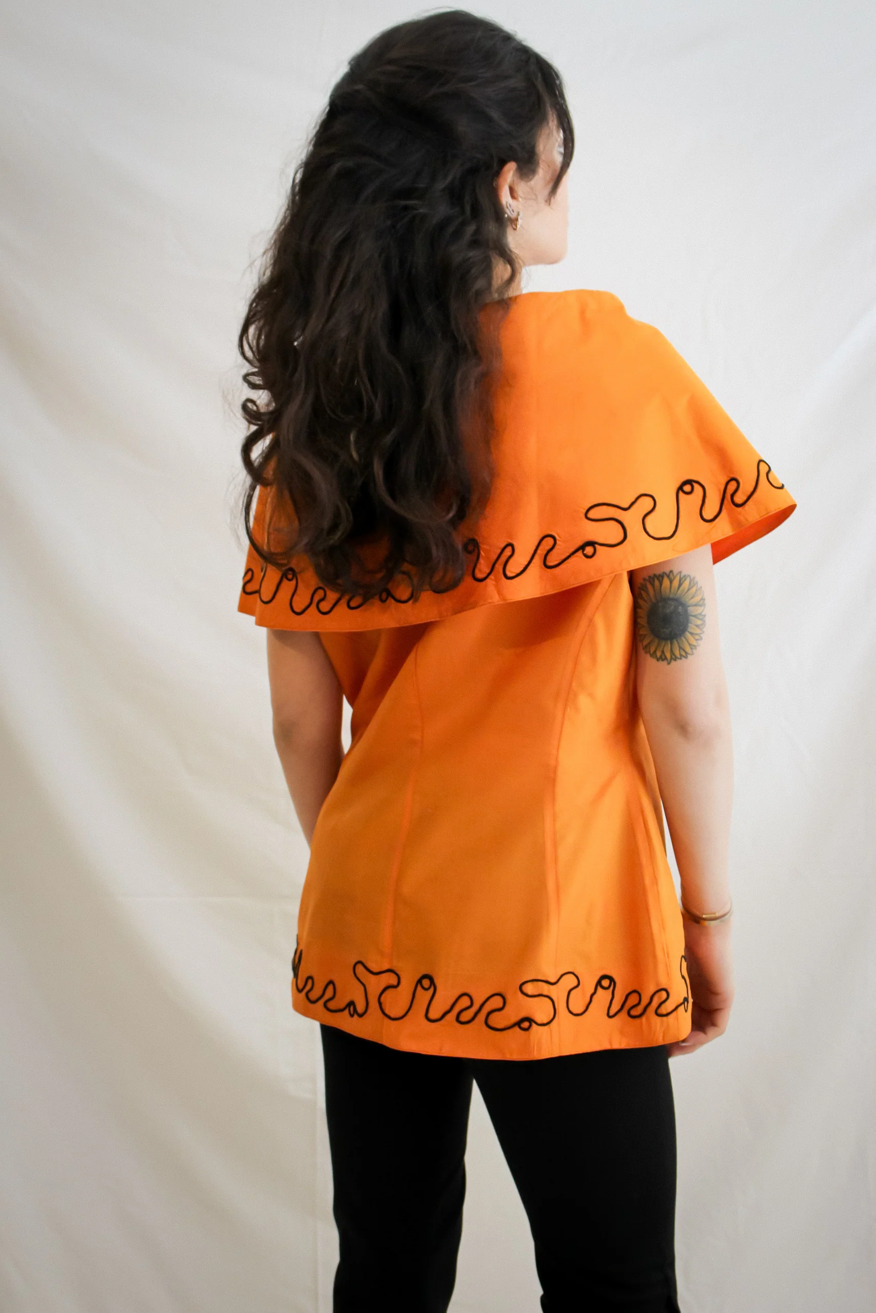 Vintage Off-Shoulders Top - Image 4
