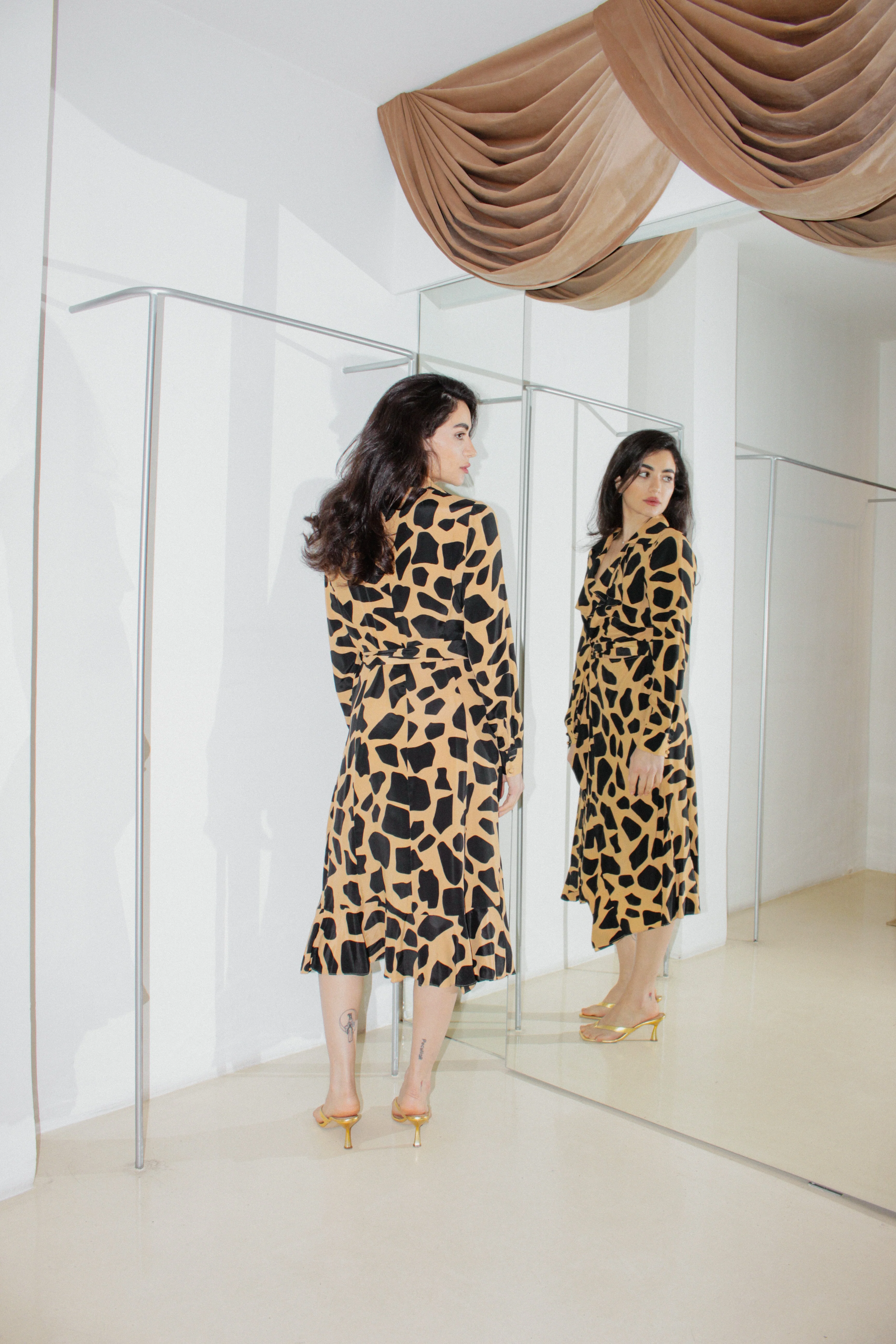 Vintage Diane Von Fustenberg Dress - Image 3